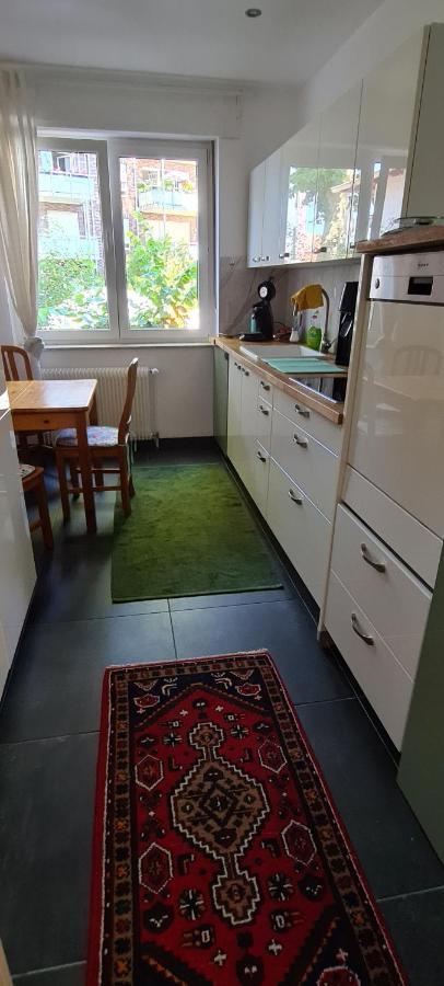 Nana-Eg-80M2 Sanierter Altbau-Parkplatz-Kleiner Garten-Wlan-Netflix-2Zimmer-Kueche-Dusche-Wanne-Waschmaschine Oberhausen  Eksteriør billede